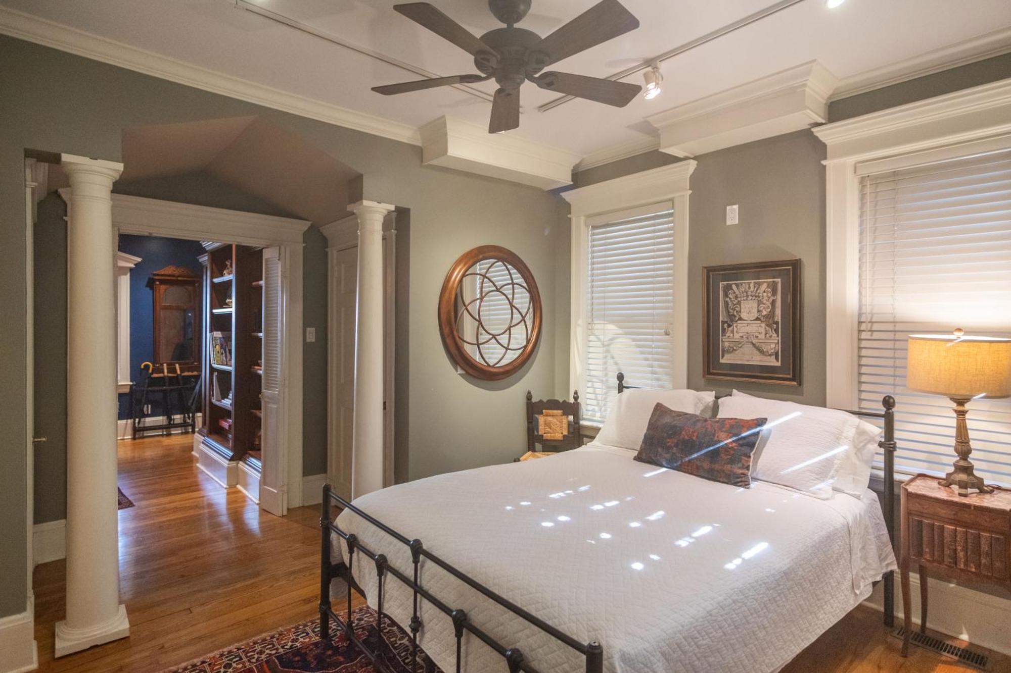 Southern Elegance In Heart Of Memphis Buitenkant foto