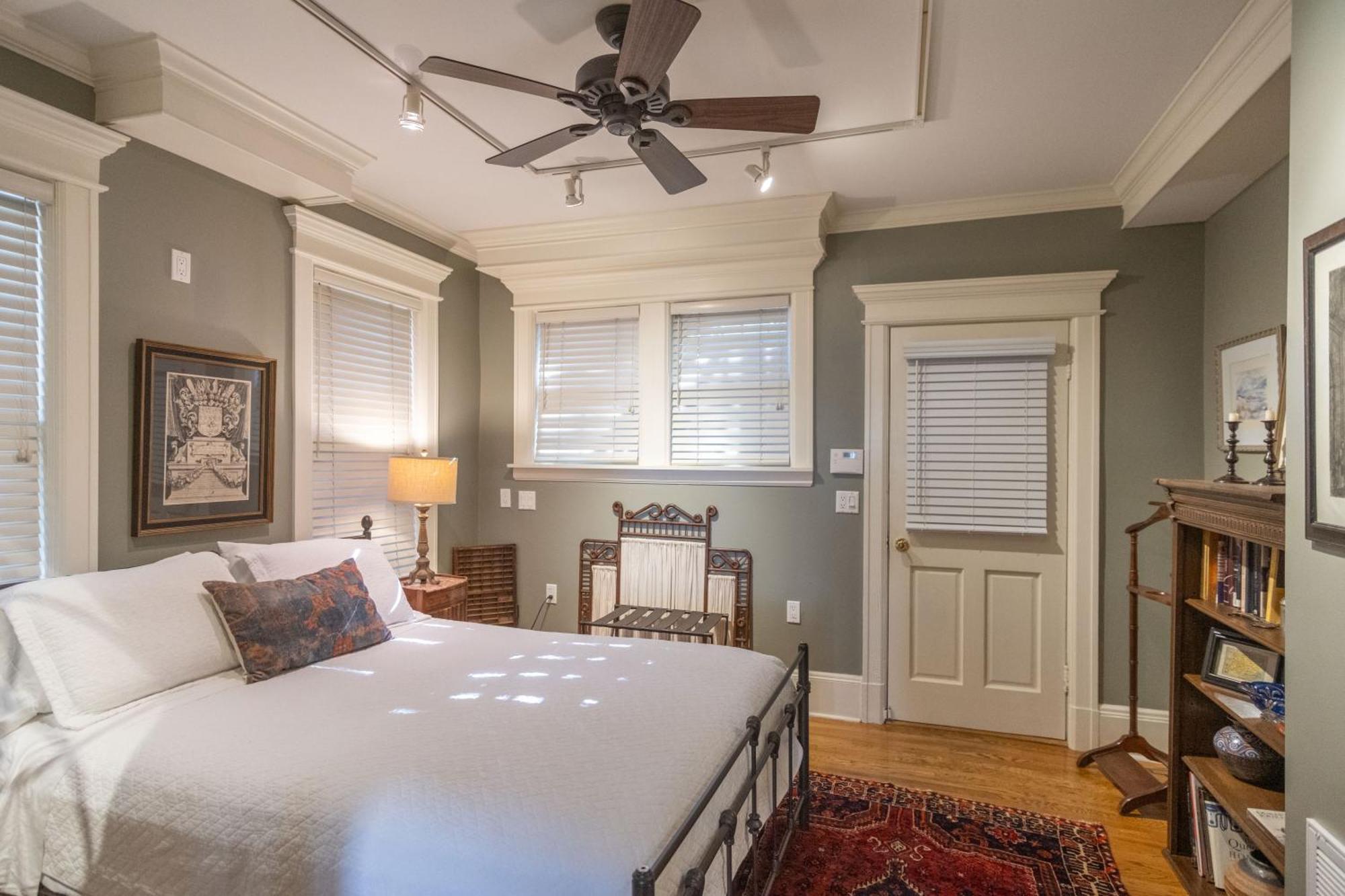 Southern Elegance In Heart Of Memphis Buitenkant foto