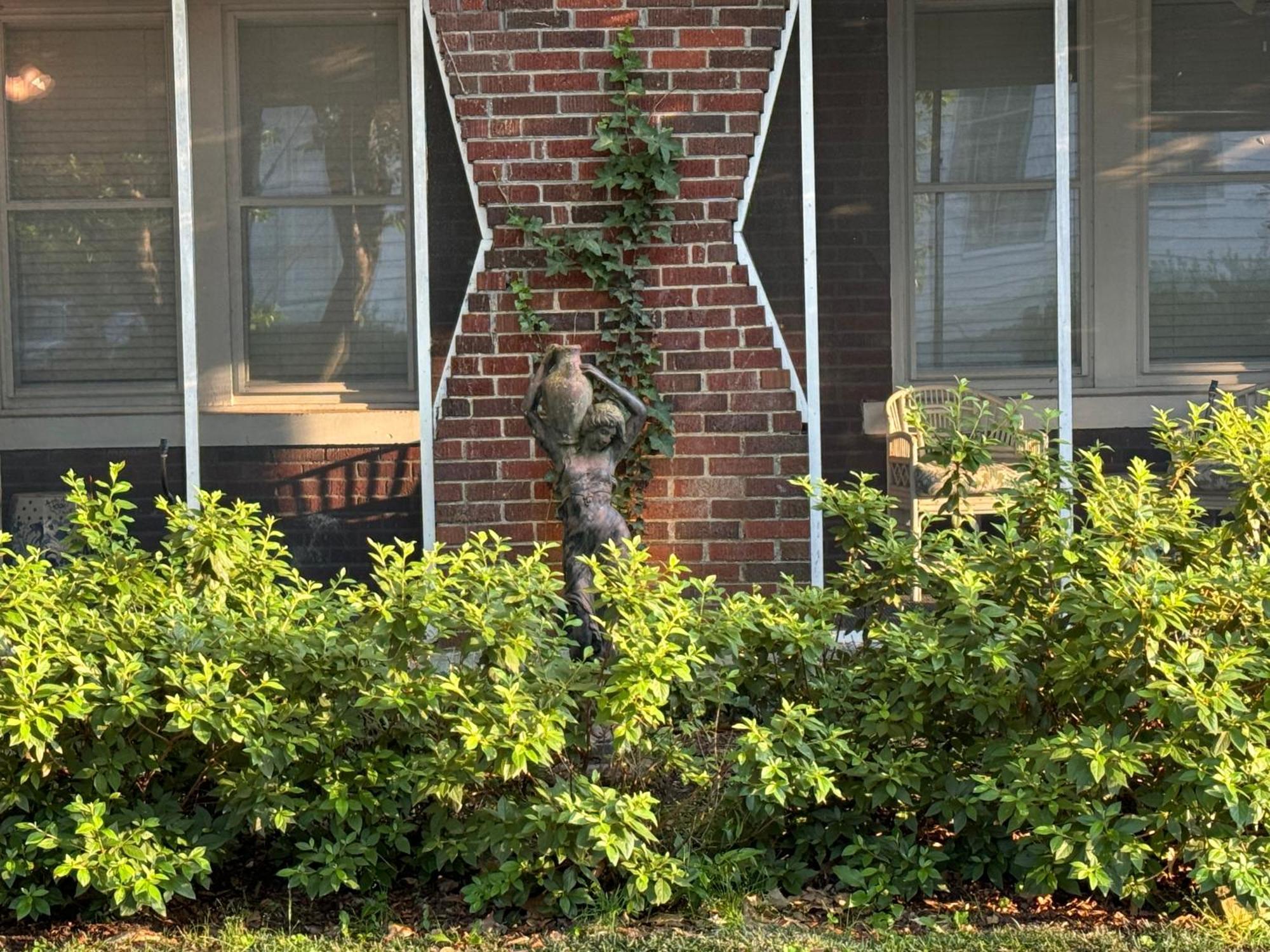 Southern Elegance In Heart Of Memphis Buitenkant foto